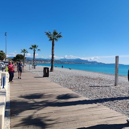 Riviera Sun Standing Studio Villeneuve-Loubet Exterior photo